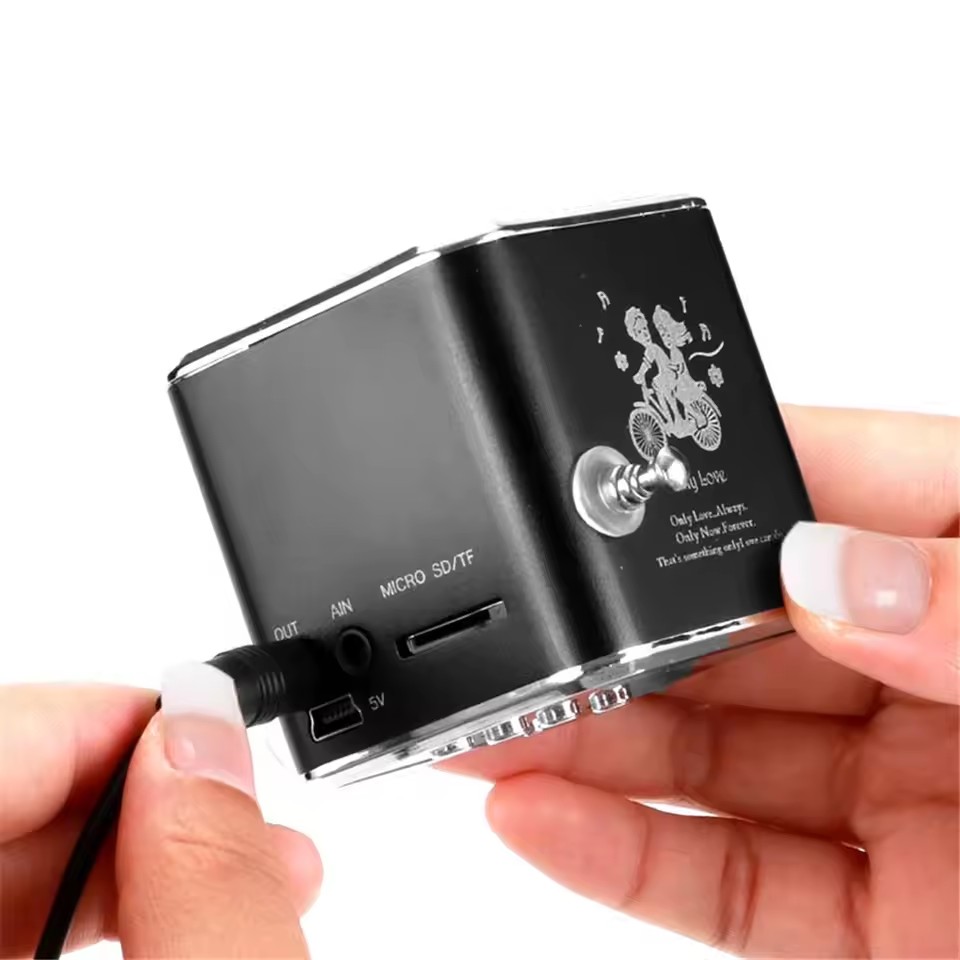 Wireless Radio FM Bluetooth Sp - Audio Music Center recensione e prezzo