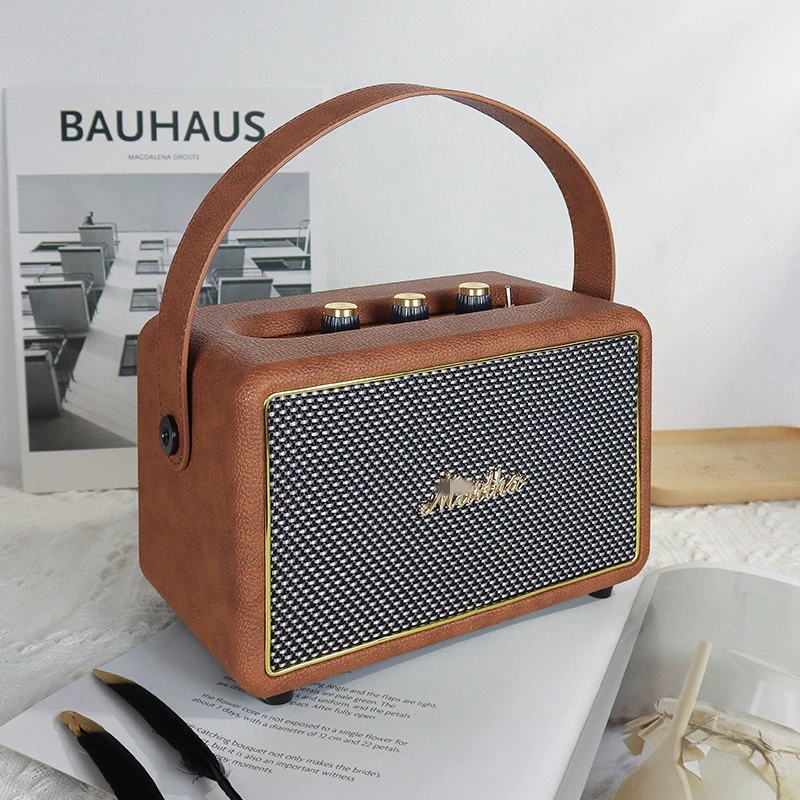 Retro Wooden Outdoor Portable  - Apple Music Audio Quality recensione e prezzo